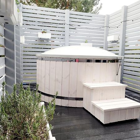 Caloroczny Domek W Nadolu Z Jacuzzi Na Tarasie Nadole  Buitenkant foto